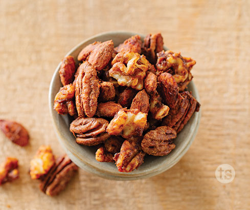 Sweet & Spicy Cinnamon Nuts