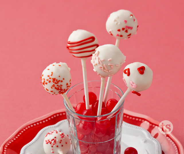 Cutie Cake Lollipops