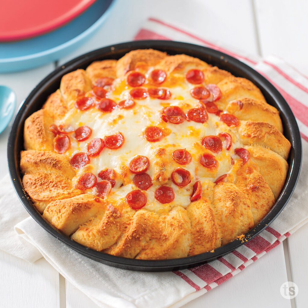 Try this Baked Pizza Dip & Dippers