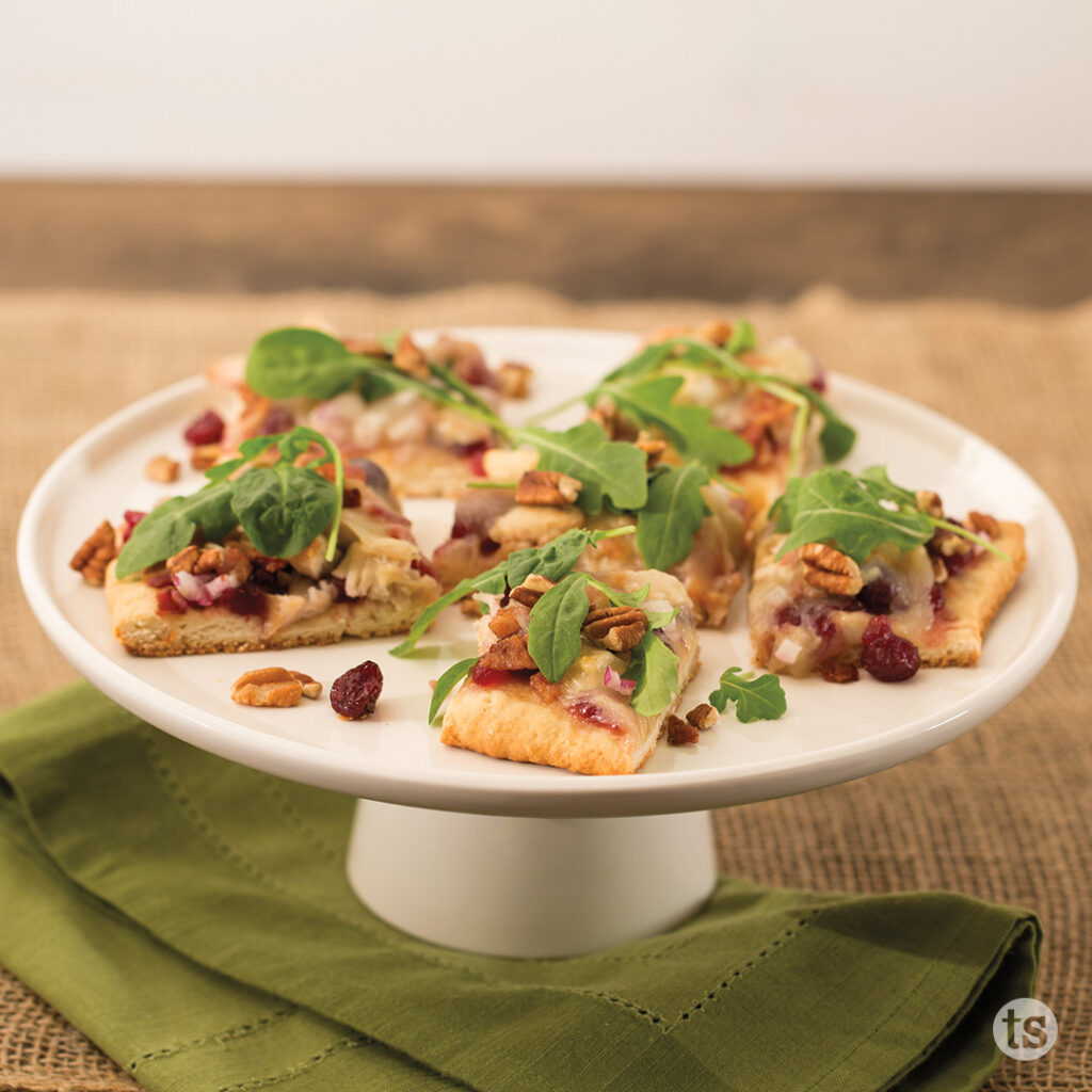 Try this Turkey Cranberry Flatbread Pizza