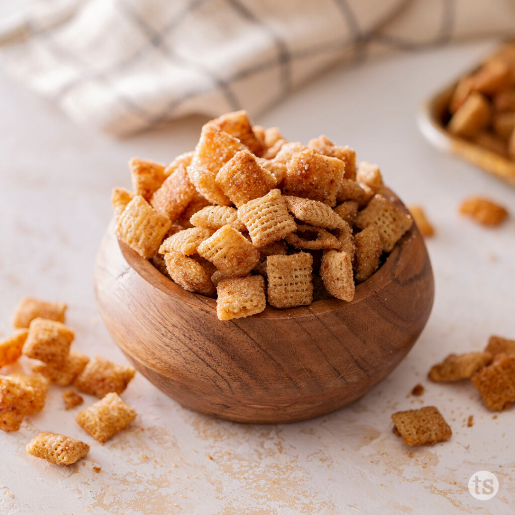 Try this Cinnamon Apple Snack Mix