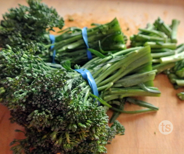 Garlic Garlic Broccolini Prep 1