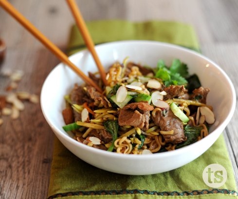 Tangy Beef Ramen Noodle Bowl - learn how to make this delicious, quick meal | Tastefully Simple