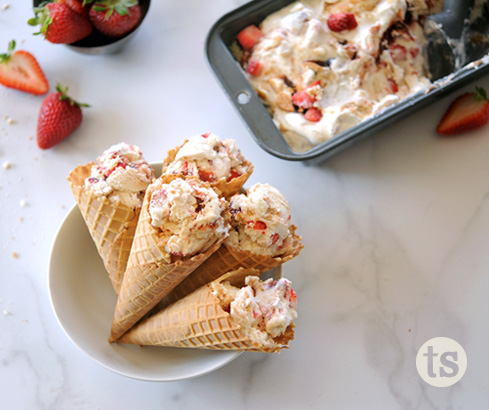 How to Make No-Churn Ice Cream blog post | Tastefully Simple