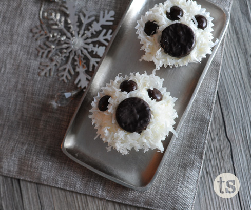 Polar Bear Paw Cupcakes