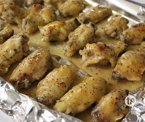 Vidalia Onion Baked Chicken Wings prep