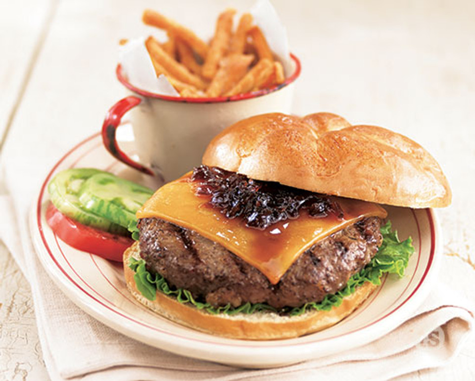 Try these Bayou Bourbon Cheeseburgers