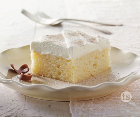 AlmondCreamCake