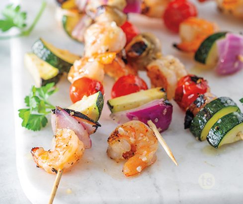 Try these Garlicky Shrimp & Veggie Kabobs