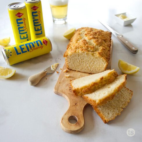 Sliced beer bread with Lem'n Shandy can